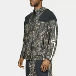 Under Armour Camo Jacket‎ WindSuit
